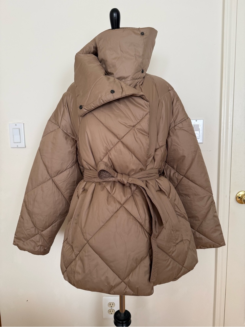Quilted Belted Puffer Coat in Dark Beige